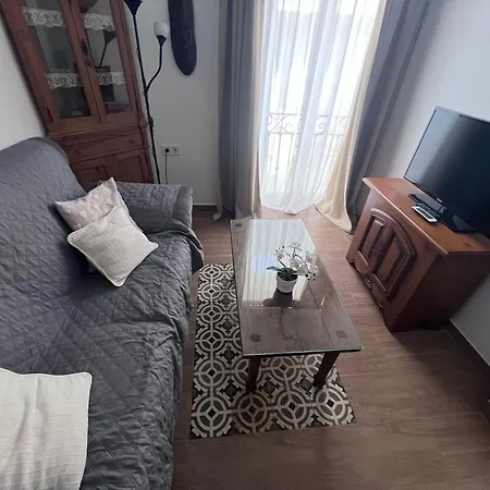 Triana Apartment *