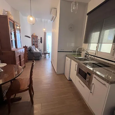 Triana Apartment *