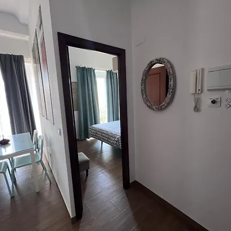 Triana شقة